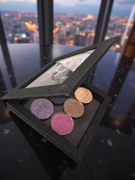 Empty magnetic palette