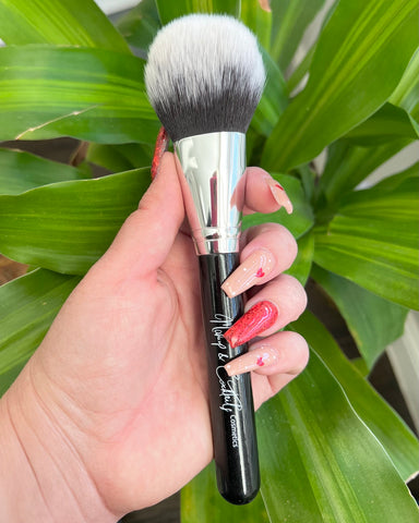 Powder brush